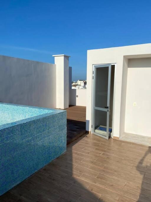 Luxury Condo, 2br Ph, 3ba, Private Rooftop, Sauna Apartamento *