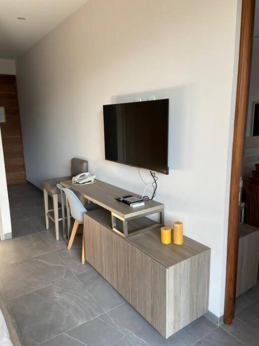 Luxury Condo, 2br Ph, 3ba, Private Rooftop, Sauna Apartamento Playa del Carmen